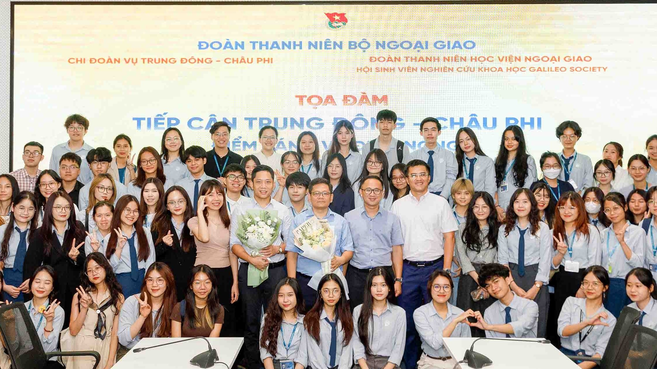 Tiếp cận điểm sáng và điểm nóng khu vực Trung Đông - châu Phi