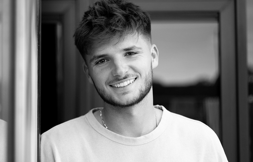 Thủ thành tuyển Montenegro đột ngột qua đời ở tuổi 26