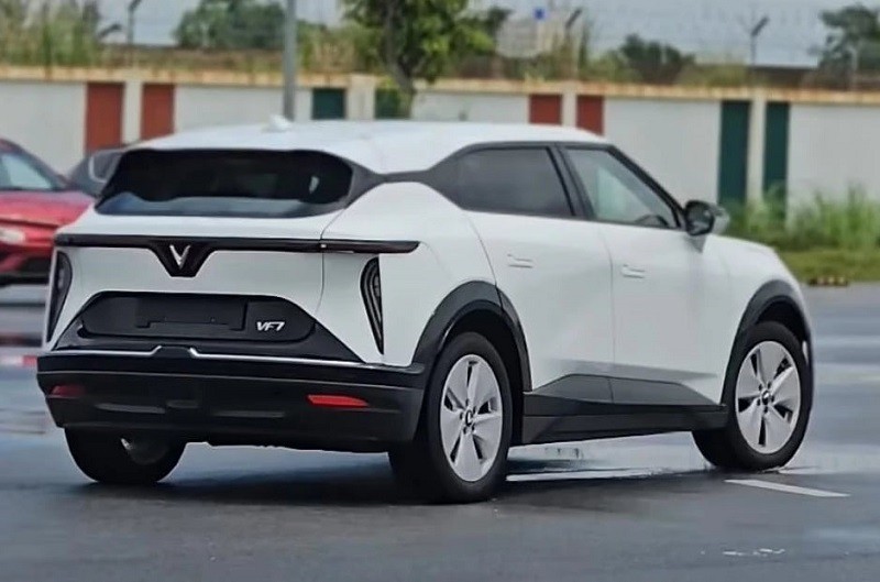 VinFast VF 7S sử dụng bộ mâm 19 inch VinFast VF 7S sử dụng bộ mâm 19 inch