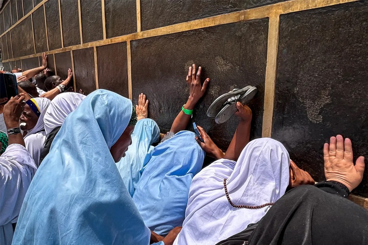 Hàng triệu người Hồi giáo hội tụ về núi Arafat dự lễ hành hương Hajj