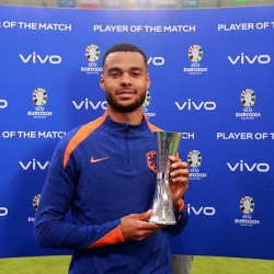 Cody Gakpo xuất sắc nhất trận tuyển Hà Lan thắng Ba Lan