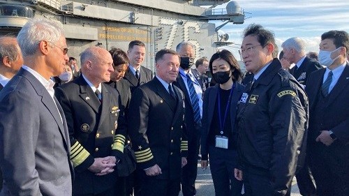 muon cuu nguy kho vu khi my se truyen nghe cho nhat ban