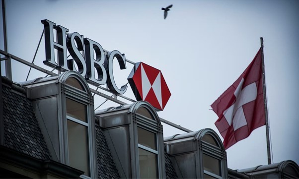 Cơ quan quản lý cho biết, HSBC tại Thụy Sỹ đã không thực hiện kiểm tra đầy đủ về nguồn gốc, mục đích hoặc lý lịch các tài sản liên quan của những đối tượng rửa tiền. (Nguồn: The Guardian) Cơ quan quản lý cho biết, HSBC tại Thụy Sỹ đã không thực hiện kiểm tra đầy đủ về nguồn gốc, mục đích hoặc lý lịch các tài sản liên quan của những đối tượng rửa tiền. (Nguồn: The Guardian)
