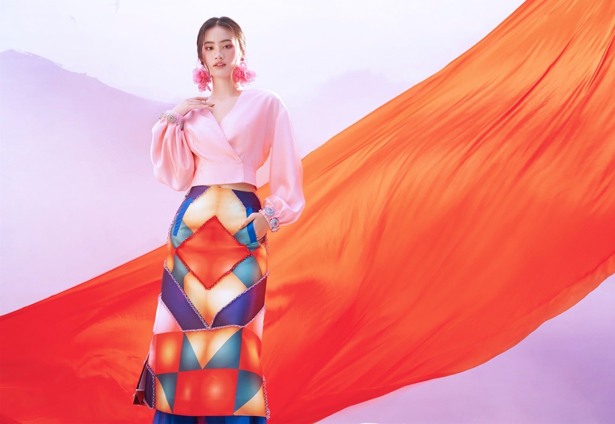 Bộ ảnh Hoa hậu Ý Nhi và hai Á hậu