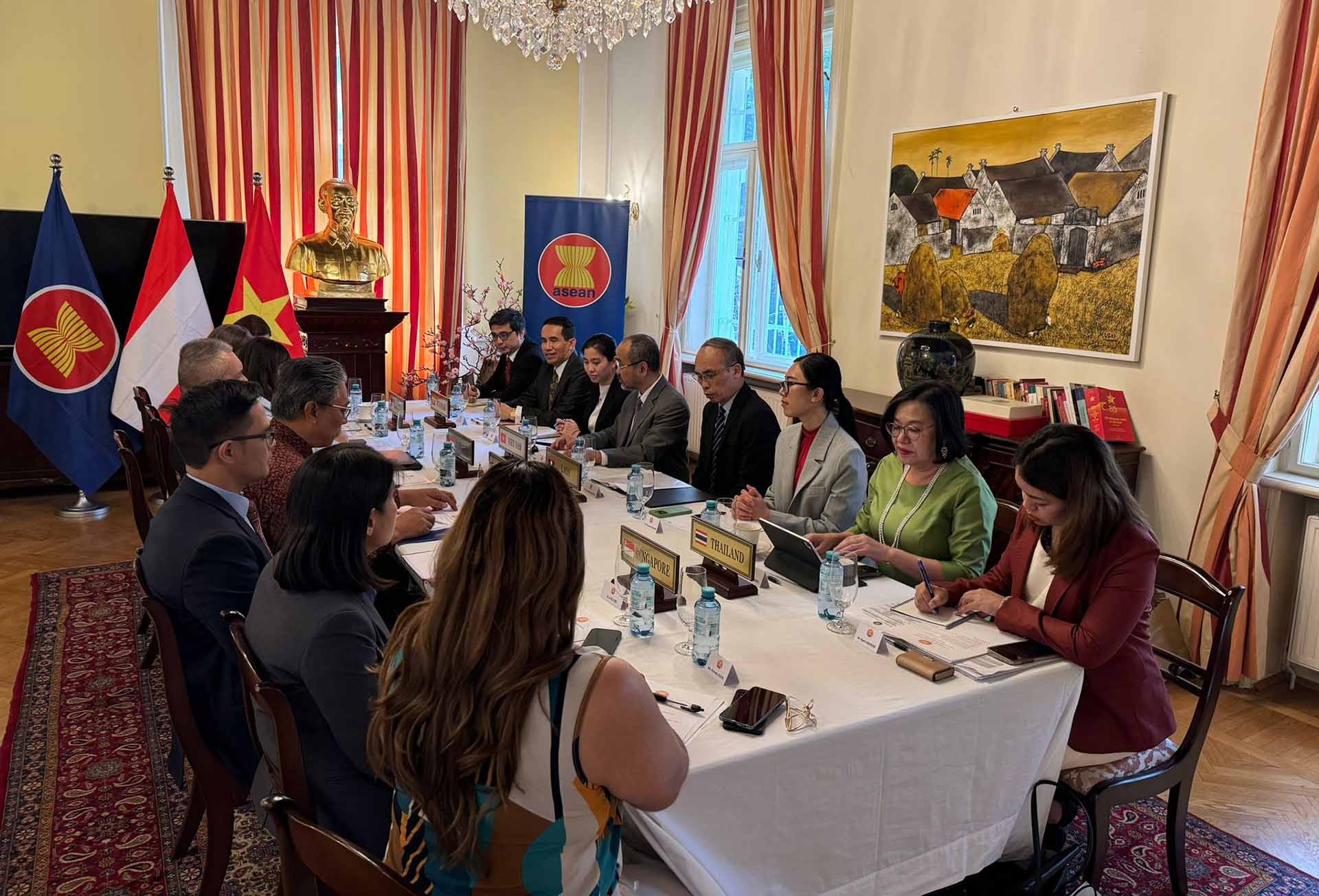 Việt Nam tổ chức cuộc họp Ủy ban ASEAN tại Vienna lần thứ 61 và lễ bàn giao Chủ tịch AVC