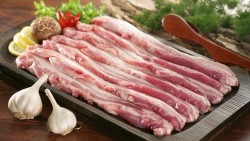 Giá heo hơi hôm nay 25/4: Quảng Ninh, An Giang tăng nhẹ, miền Trung - Tây Nguyên không biến động