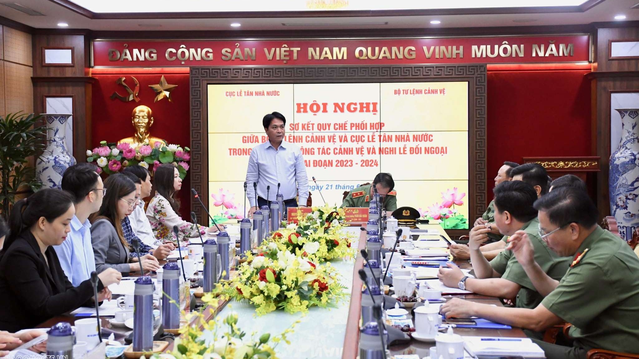 tang cuong phoi hop cong tac trong canh ve va nghi le doi ngoai