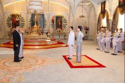 Đại sứ Phạm Việt Hùng trình Thư ủy nhiệm lên Nhà vua Thái Lan