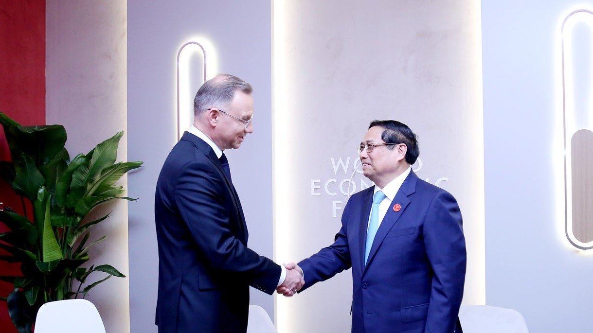 wef dai lien 2024 thu tuong chinh phu pham minh chinh gap tong thong ba lan andrzej duda