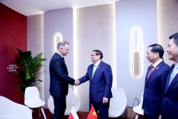WEF Đại Liên 2024: Thủ tướng Chính phủ Phạm Minh Chính gặp Tổng thống Ba Lan Andrzej Duda