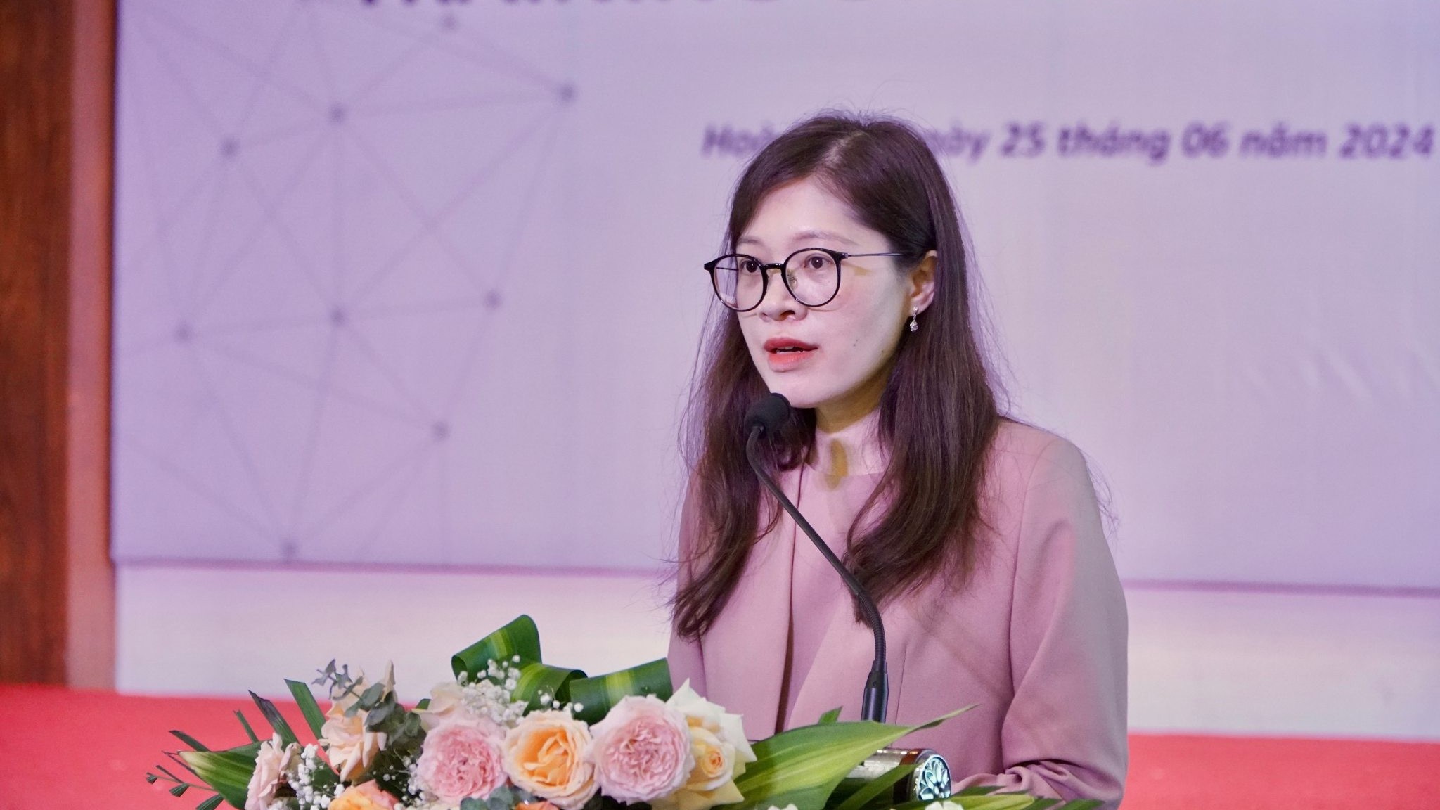 de cong dan viet nam di cu an toan hop phap tranh roi vao cam bay mua ban nguoi