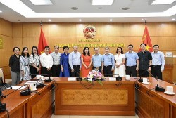 Tăng cường phối hợp trong công tác đối với người Việt Nam ở nước ngoài