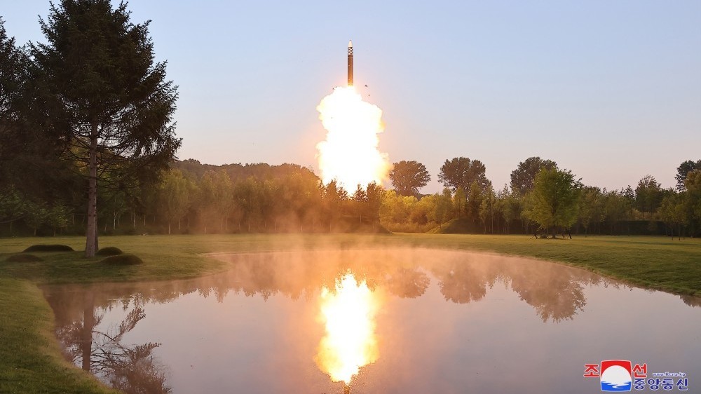 trieu tien phong 2 ten lua dan dao