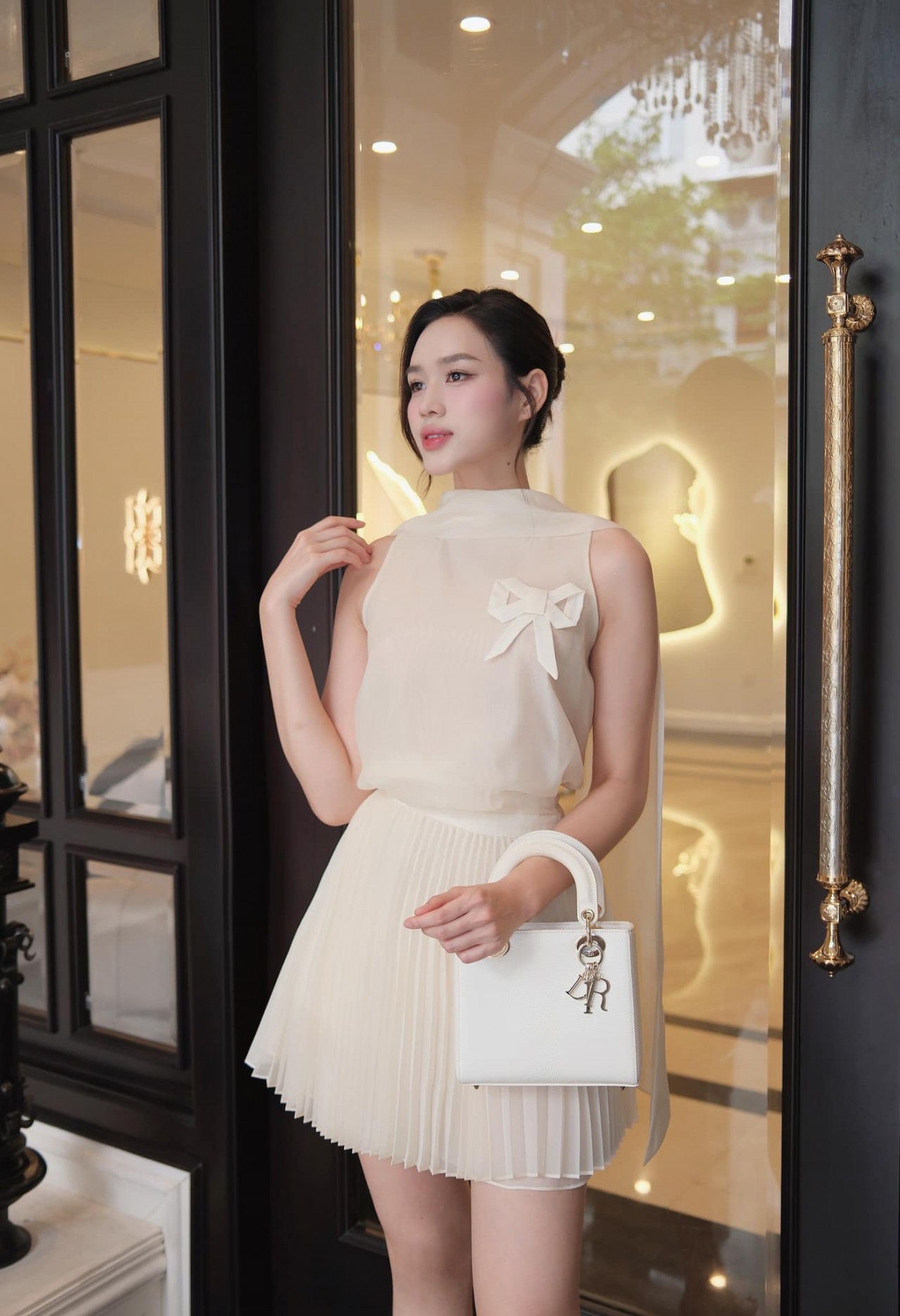 Hoa hậu Đỗ Thị Hà