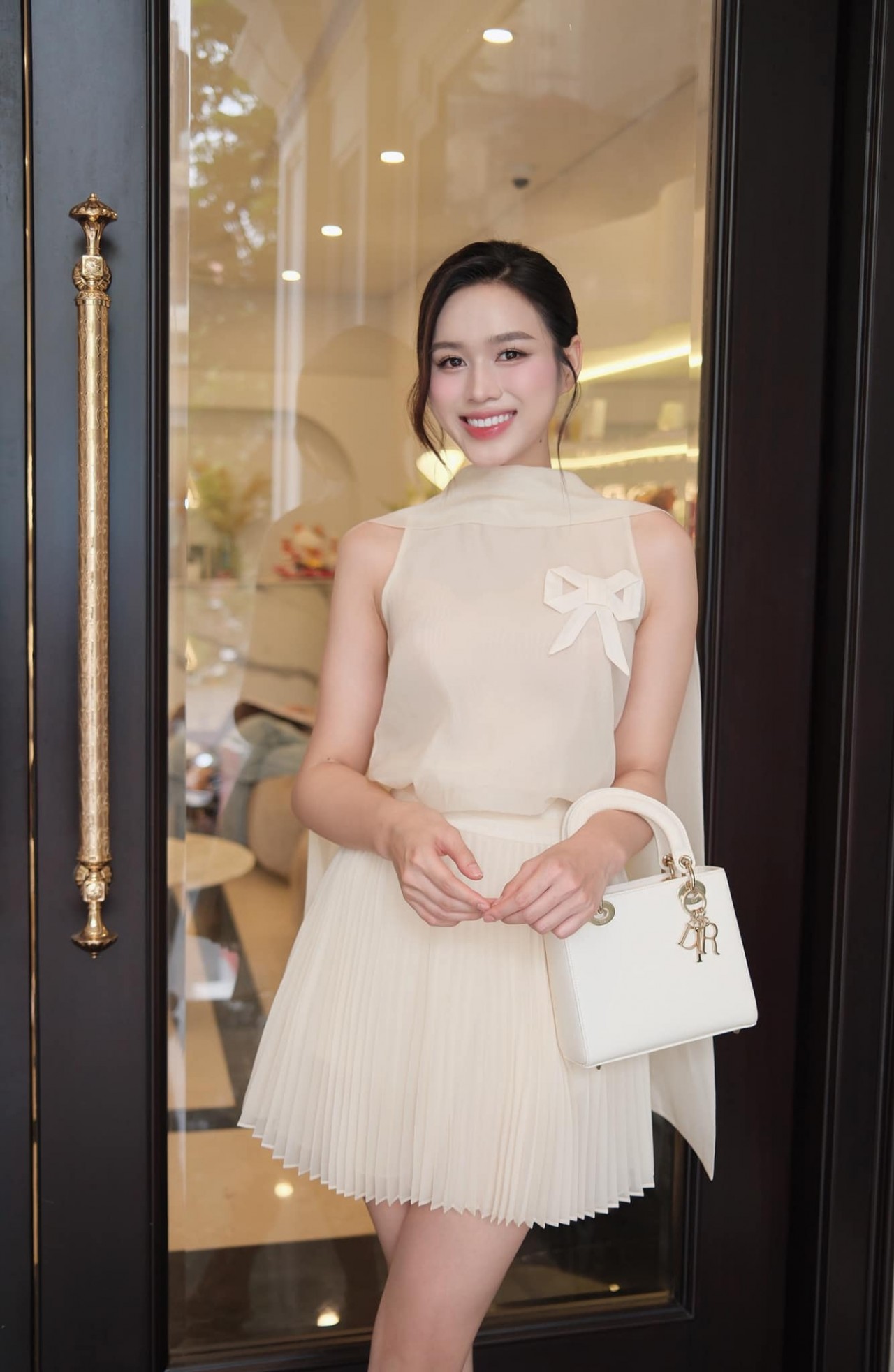 Hoa hậu Đỗ Thị Hà