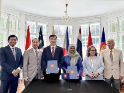Việt Nam đảm nhiệm vai trò Chủ tịch luân phiên Ủy ban ASEAN tại Prague