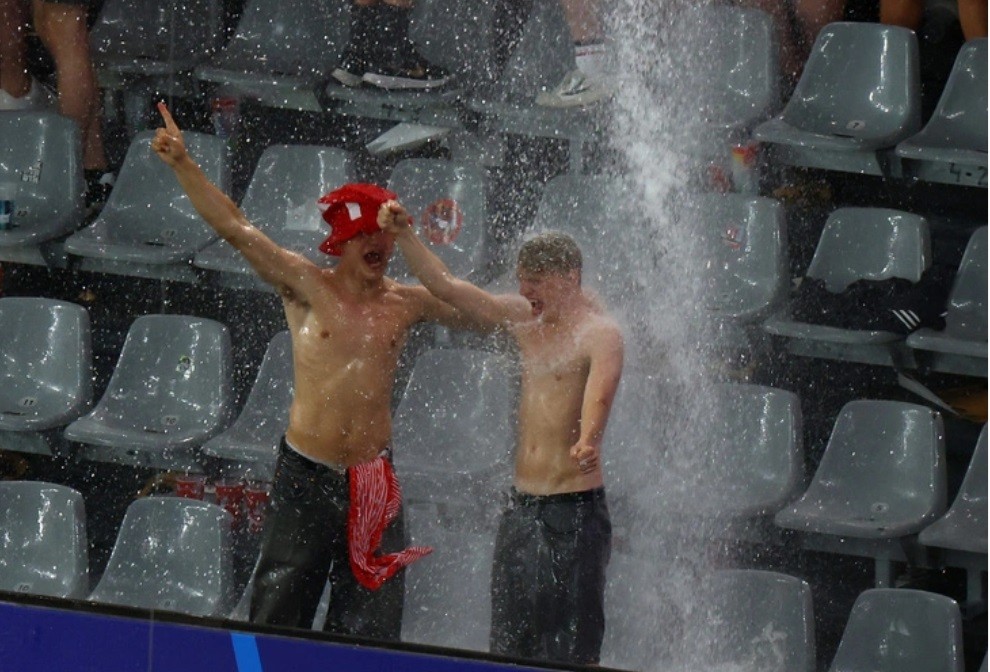 Những khoảnh khắc khó quên giữa đội bóng Đức gặp Đan Mạch và chiến thắng 2-0 của tuyển Đức