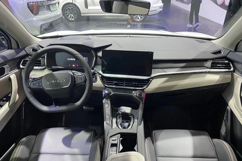 Điểm danh những mẫu xe mới ra mắt khách hàng Việt trong tháng 6/2024