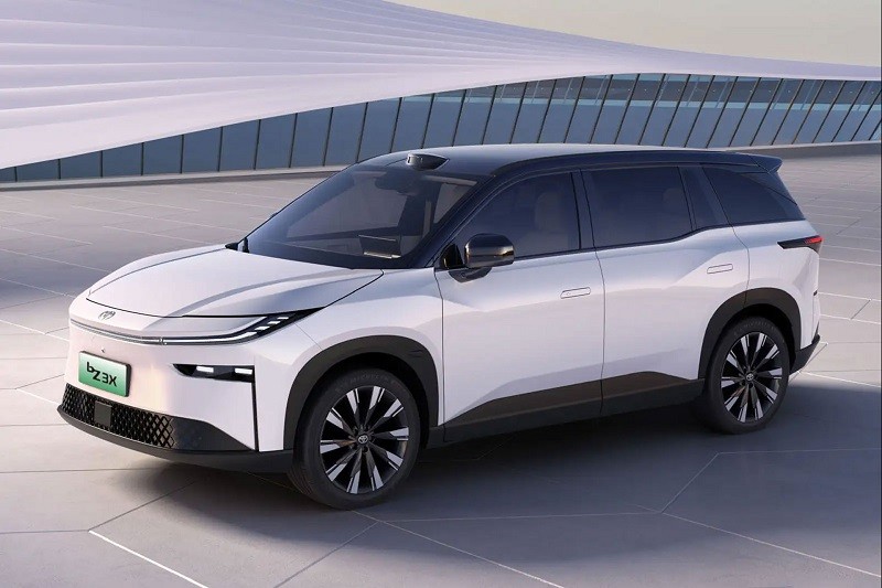 Toyota bZ3X - mẫu xe điện thứ 2 của hãng Toyota