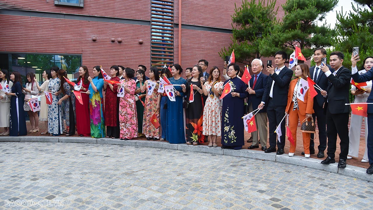 Cộng đồng người Việt Nam tại Hàn Quốc đóng góp lớn với chất lượng cao cho Tổ quốc và cho quan hệ song phương