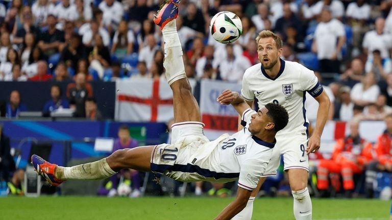 Harry Kane tiết lộ những 'miếng đánh' giúp đội tuyển Anh hạ Slovakia Harry Kane tiết lộ những 'miếng đánh' giúp đội tuyển Anh hạ Slovakia