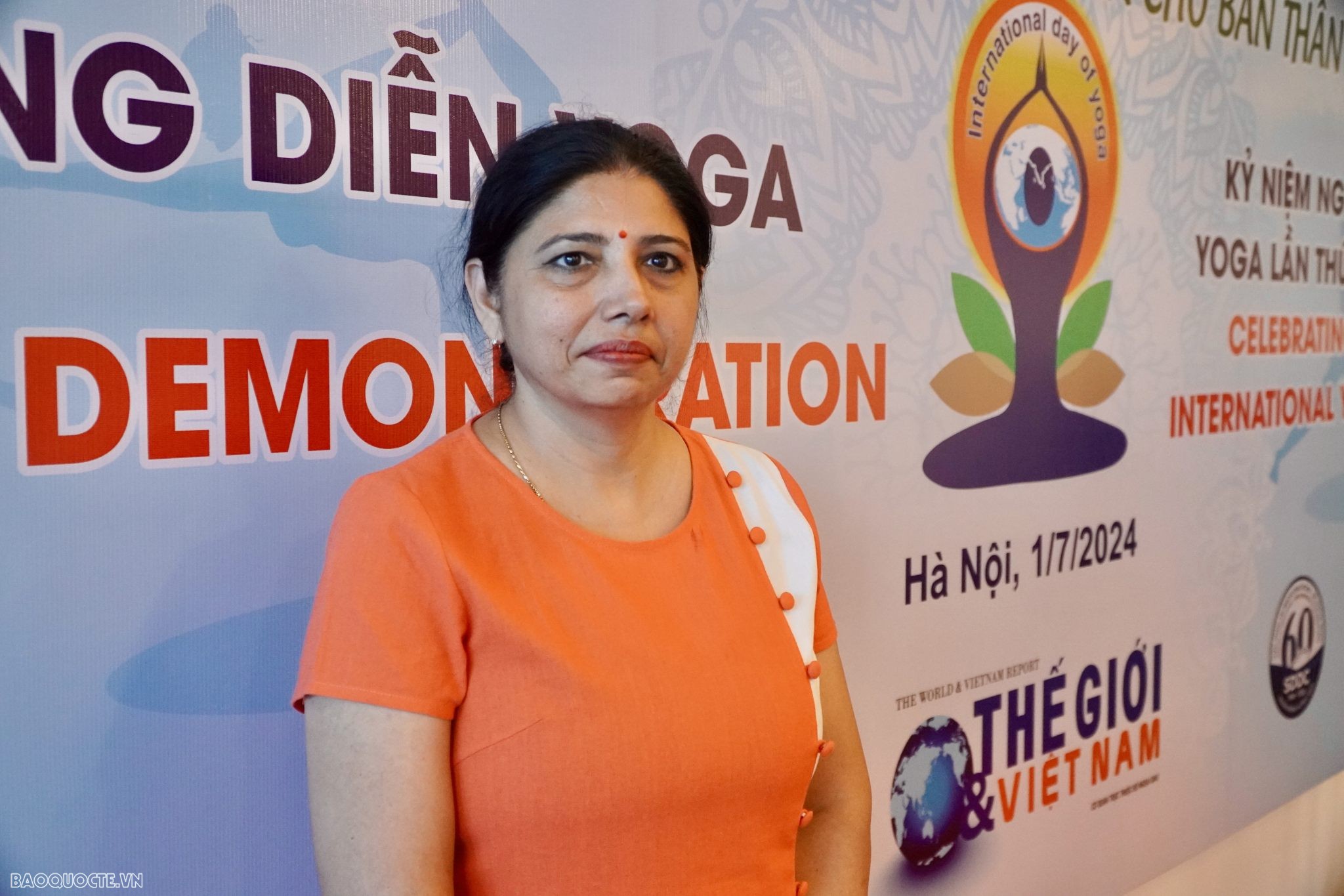 Thư thái với buổi đồng diễn Yoga tại Bộ Ngoại giao