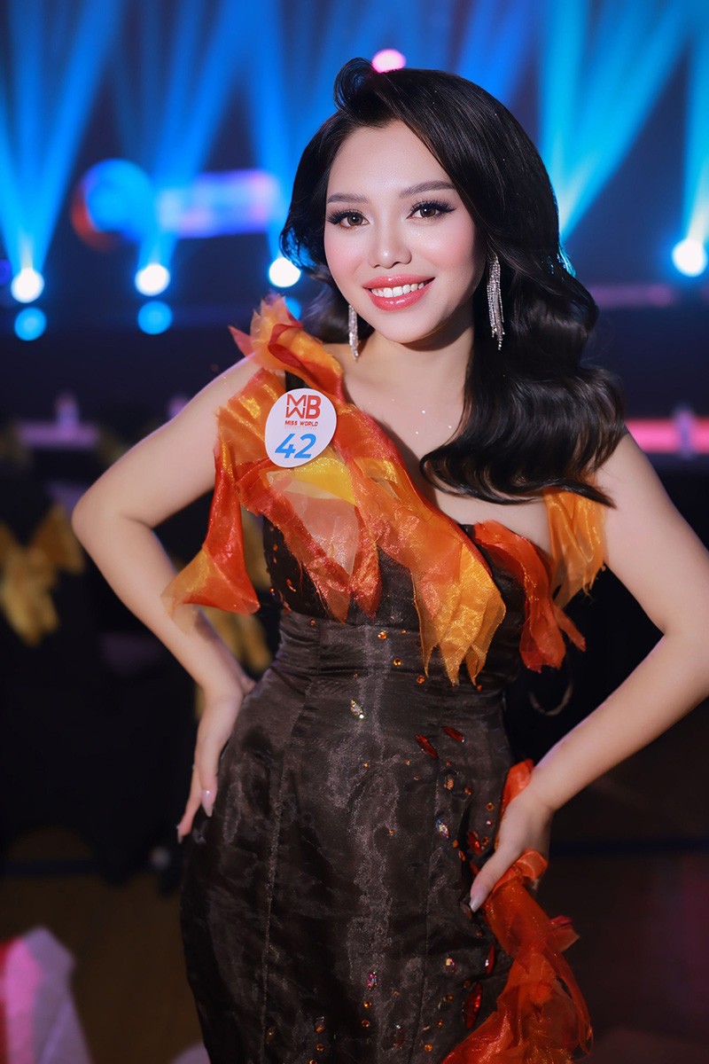 Hoa hậu Tự Tin Toả Sáng Trần Đỗ Như Quỳnh: ‘Hãy tự thực hiện ước mơ của bản thân, đừng cố thực hiện ước mơ của người khác’