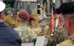 NATO thành lập đơn vị mũi nhọn; Trung Quốc phát cảnh báo liên minh quân sự chớ làm một điều