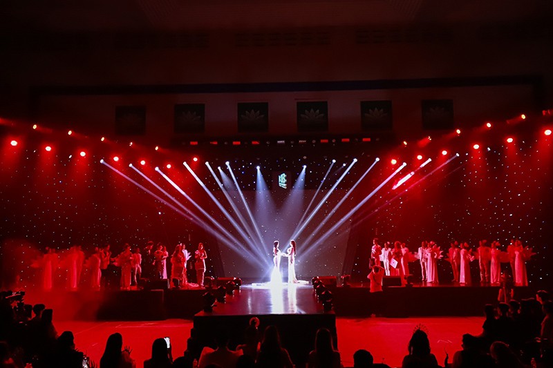 Á hậu Nguyễn Cẩm Vân: Tôi muốn hoàn thiện bản thân hơn và lan toả những giá trị tốt đẹp