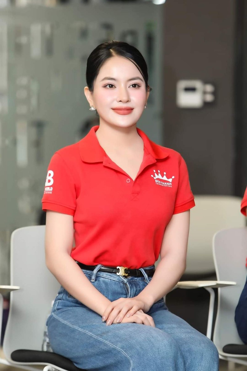 Á hậu Nguyễn Cẩm Vân: Tôi muốn hoàn thiện bản thân hơn và lan toả những giá trị tốt đẹp