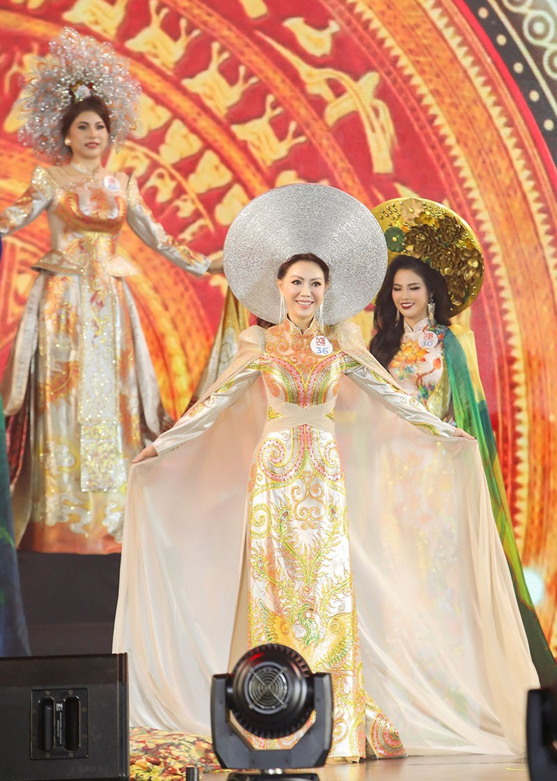 Á hậu Bùi Thanh Vân: Món quà ý nghĩa ở tuổi 55 Á hậu Bùi Thanh Vân: Món quà ý nghĩa ở tuổi 55