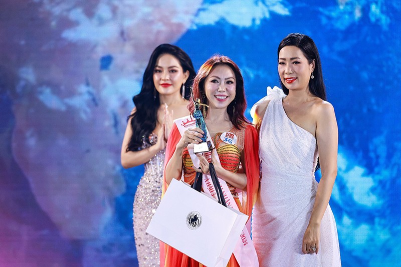 Á hậu Bùi Thanh Vân: Món quà ý nghĩa ở tuổi 55 Á hậu Bùi Thanh Vân: Món quà ý nghĩa ở tuổi 55