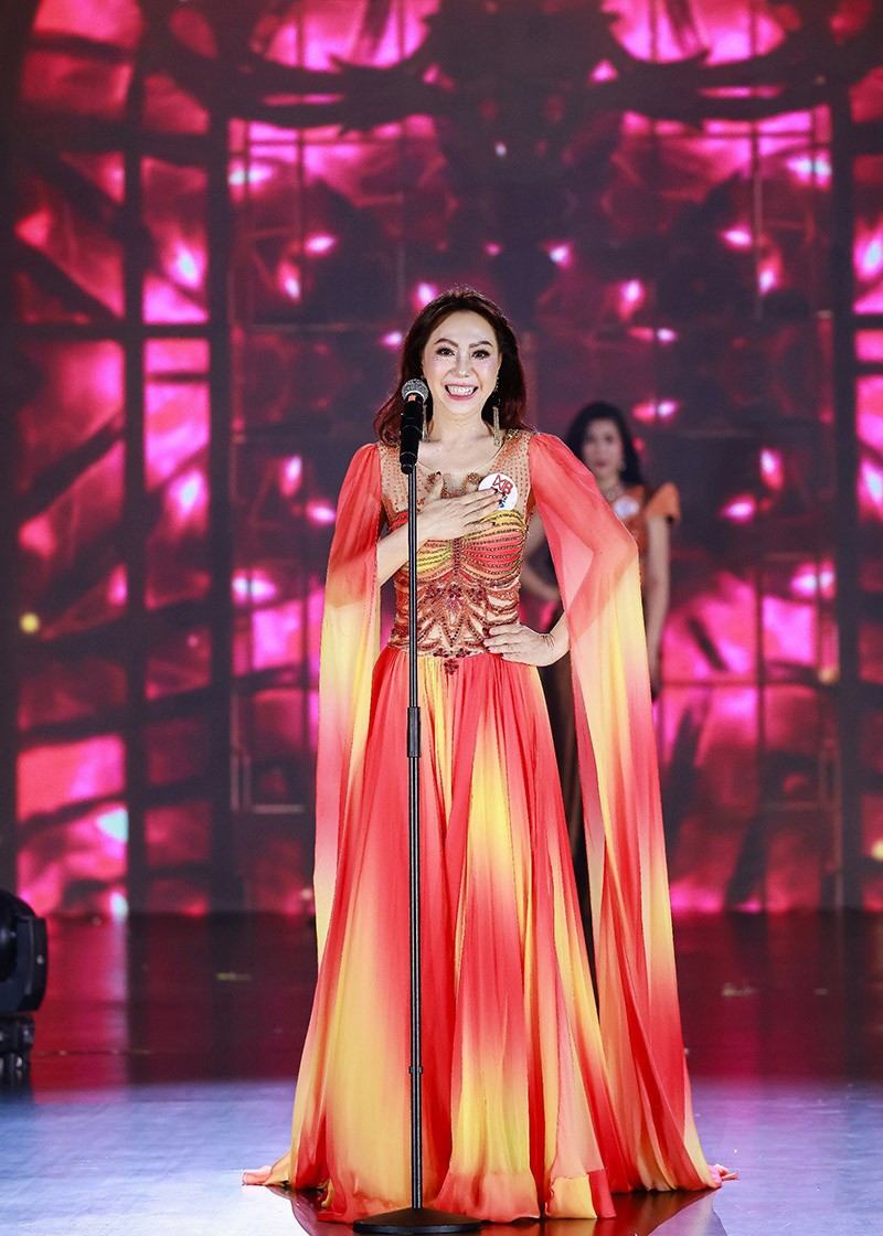 Á hậu Bùi Thanh Vân: Món quà ý nghĩa ở tuổi 55 Á hậu Bùi Thanh Vân: Món quà ý nghĩa ở tuổi 55