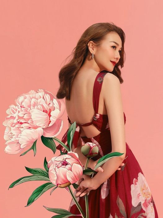 Siêu mẫu Thanh Hằng