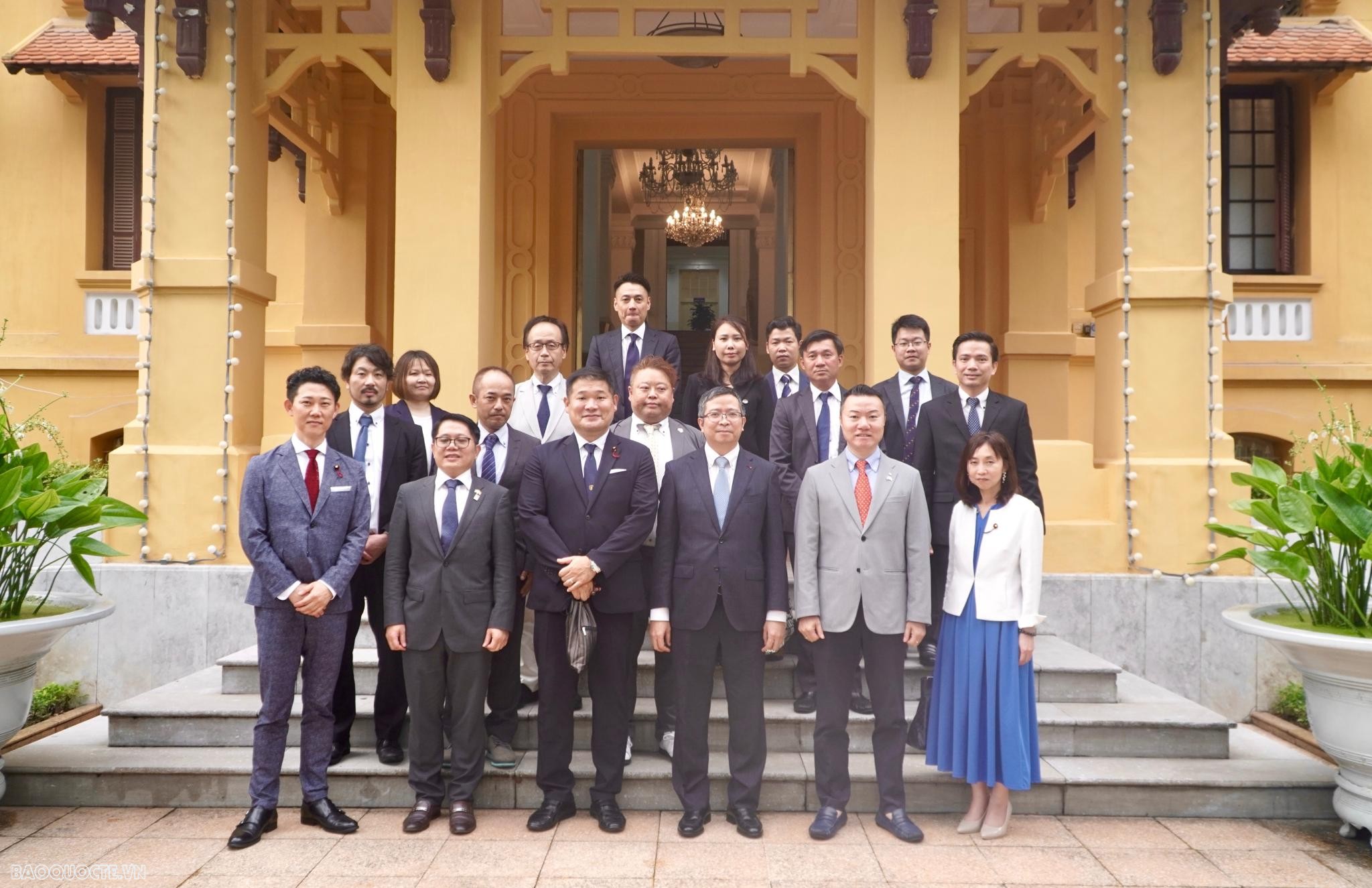 Thứ trưởng Ngoại giao Phạm Thanh Bình tiếp Chủ tịch Liên minh nghị sĩ hữu nghị Việt Nam-Nhật Bản