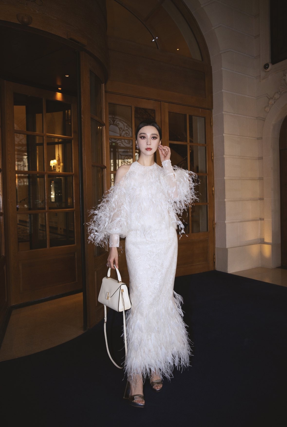 Phạm Băng Băng sang trọng nổi bật