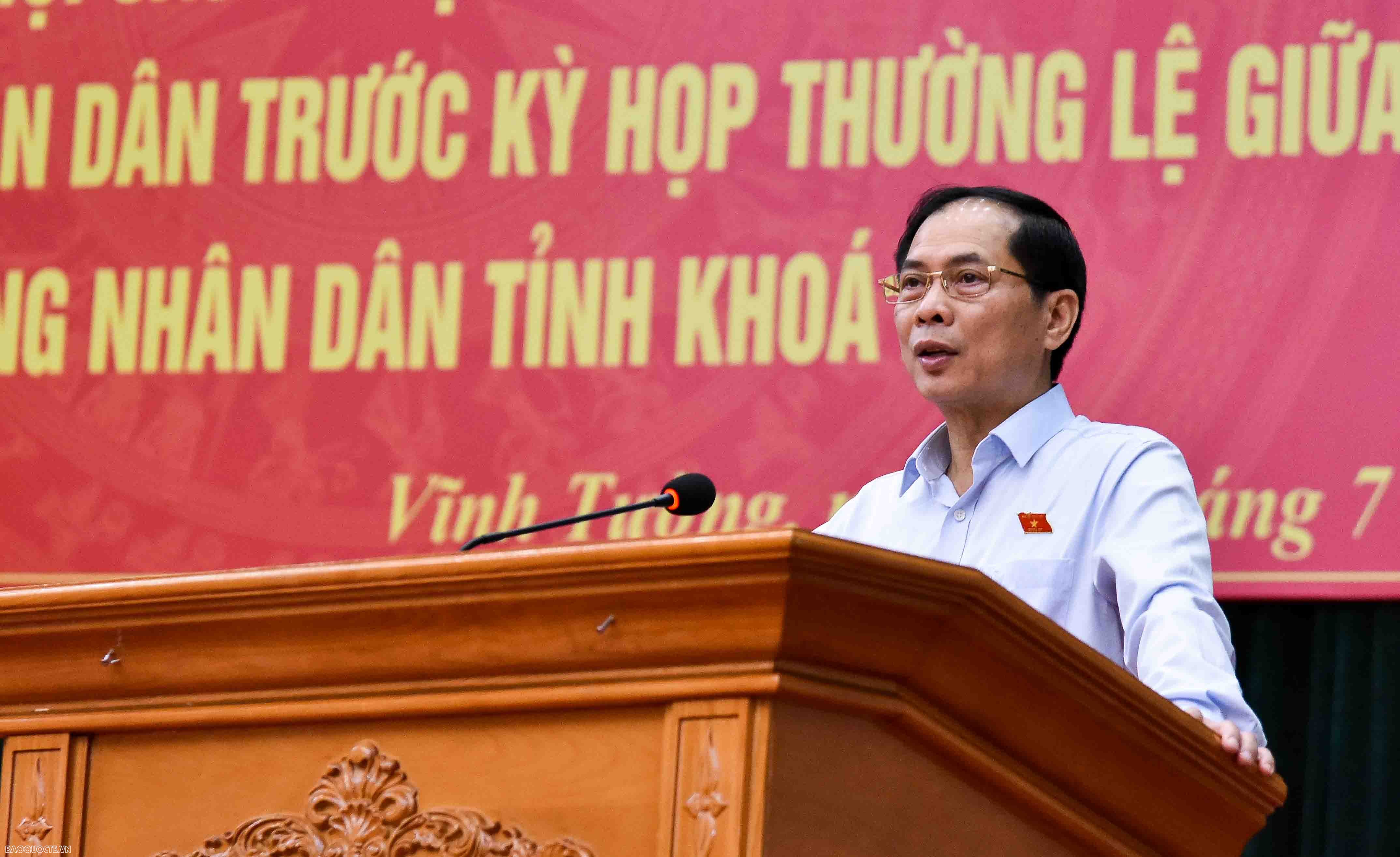 Bộ trưởng Ngoại giao Bùi Thanh Sơn tiếp xúc cử tri tại huyện Vĩnh Tường, Vĩnh Phúc