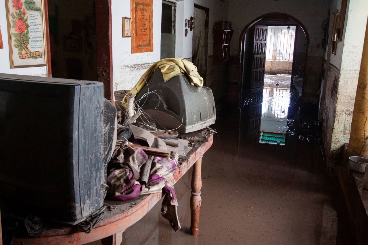 Đống đổ nát như ‘ngày tận thế’ sau khi siêu bão Beryl càn quét qua vùng Caribbean