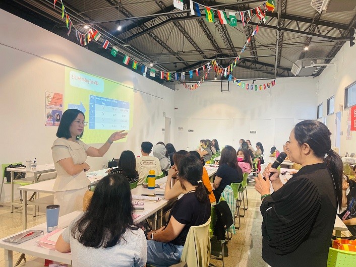 Tập huấn nghiệp vụ giảng dạy tiếng Việt cho giáo viên kiều bào tại Đài Loan Tập huấn nghiệp vụ giảng dạy tiếng Việt cho giáo viên kiều bào tại Đài Loan