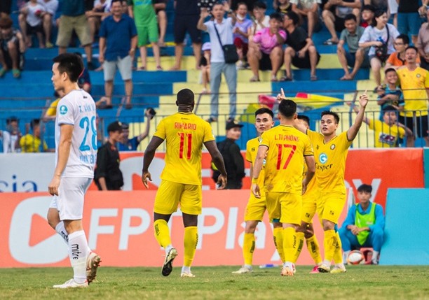 Nam Định không thể vượt qua Thanh Hóa ở bán kết cúp QG Nam Định không thể vượt qua Thanh Hóa ở bán kết cúp QG