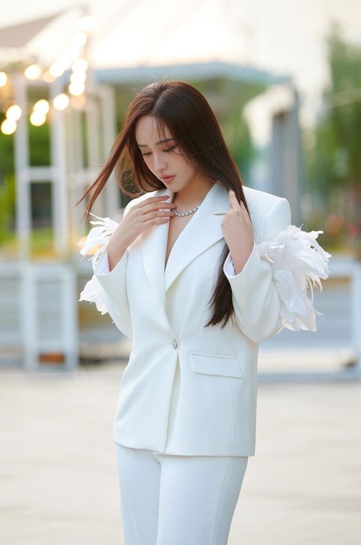 Hoa hậu Mai Phương Thúy