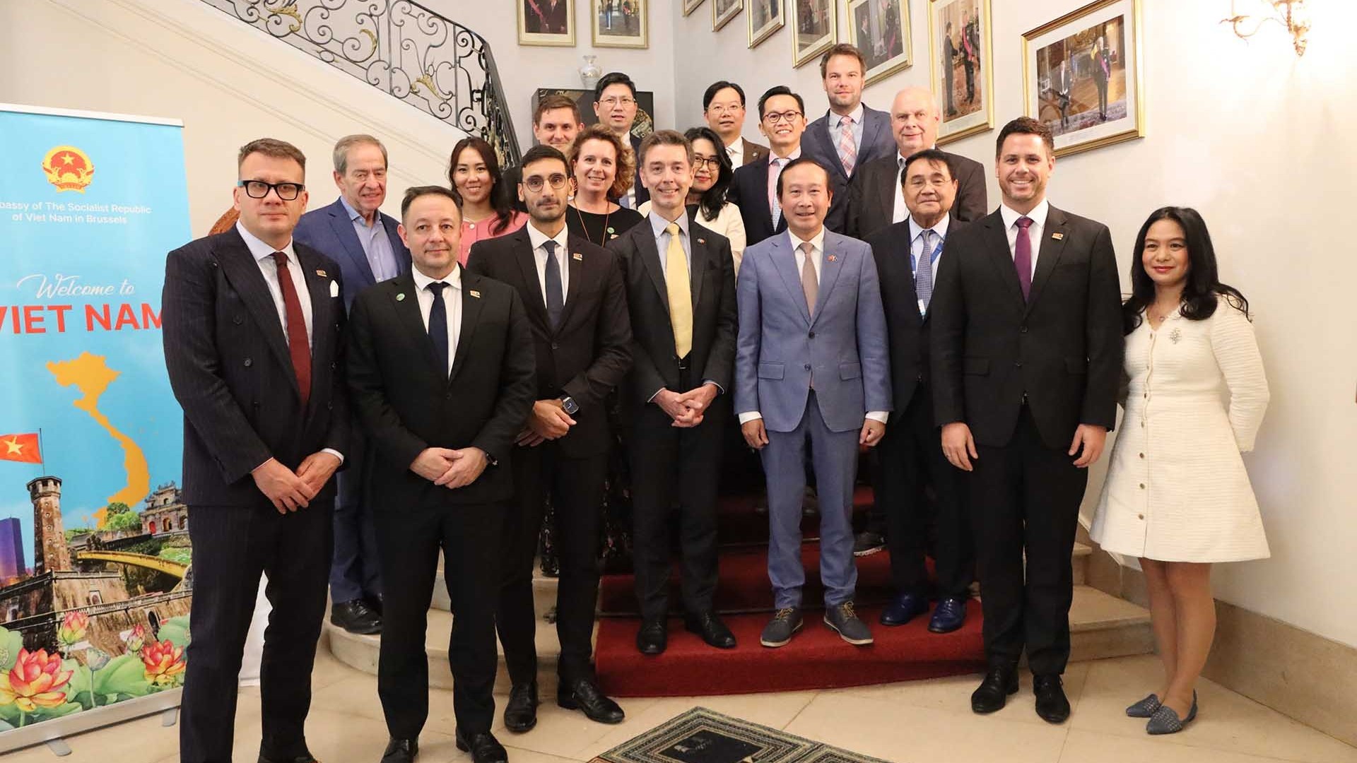 toa dam ve thuc day quan he thuong mai viet nameu va vai tro cua eurocham tai brussels bi