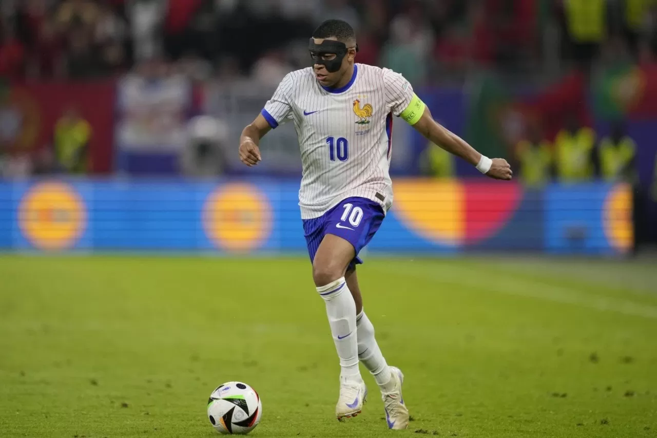 Cựu cầu thủ Nicolas Anelka lý giải nguyên nhân Mbappe gây thất vọng ở EURO 2024 Cựu cầu thủ Nicolas Anelka lý giải nguyên nhân Mbappe gây thất vọng ở EURO 2024