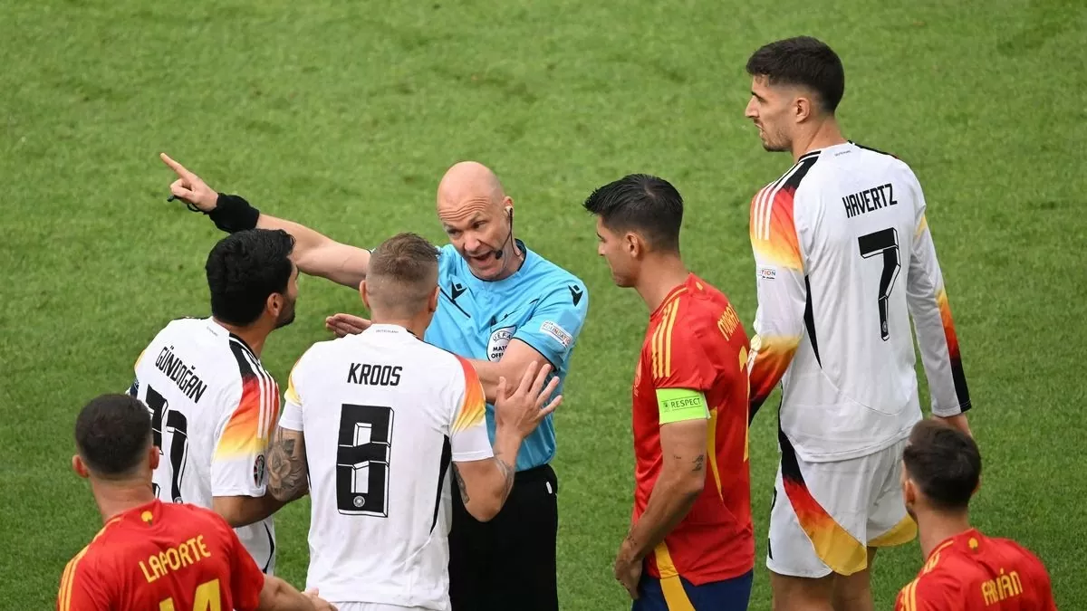 EURO 2024: UEFA loại trọng tài làm người Đức phẫn nộ EURO 2024: UEFA loại trọng tài làm người Đức phẫn nộ