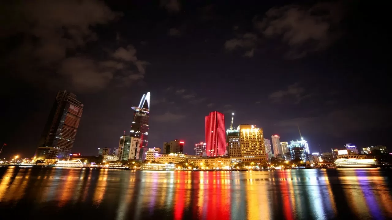 Du lịch Việt: Ngắm trọn vẻ đẹp đất nước qua những chuyến tàu Du lịch Việt: Ngắm trọn vẻ đẹp đất nước qua những chuyến tàu