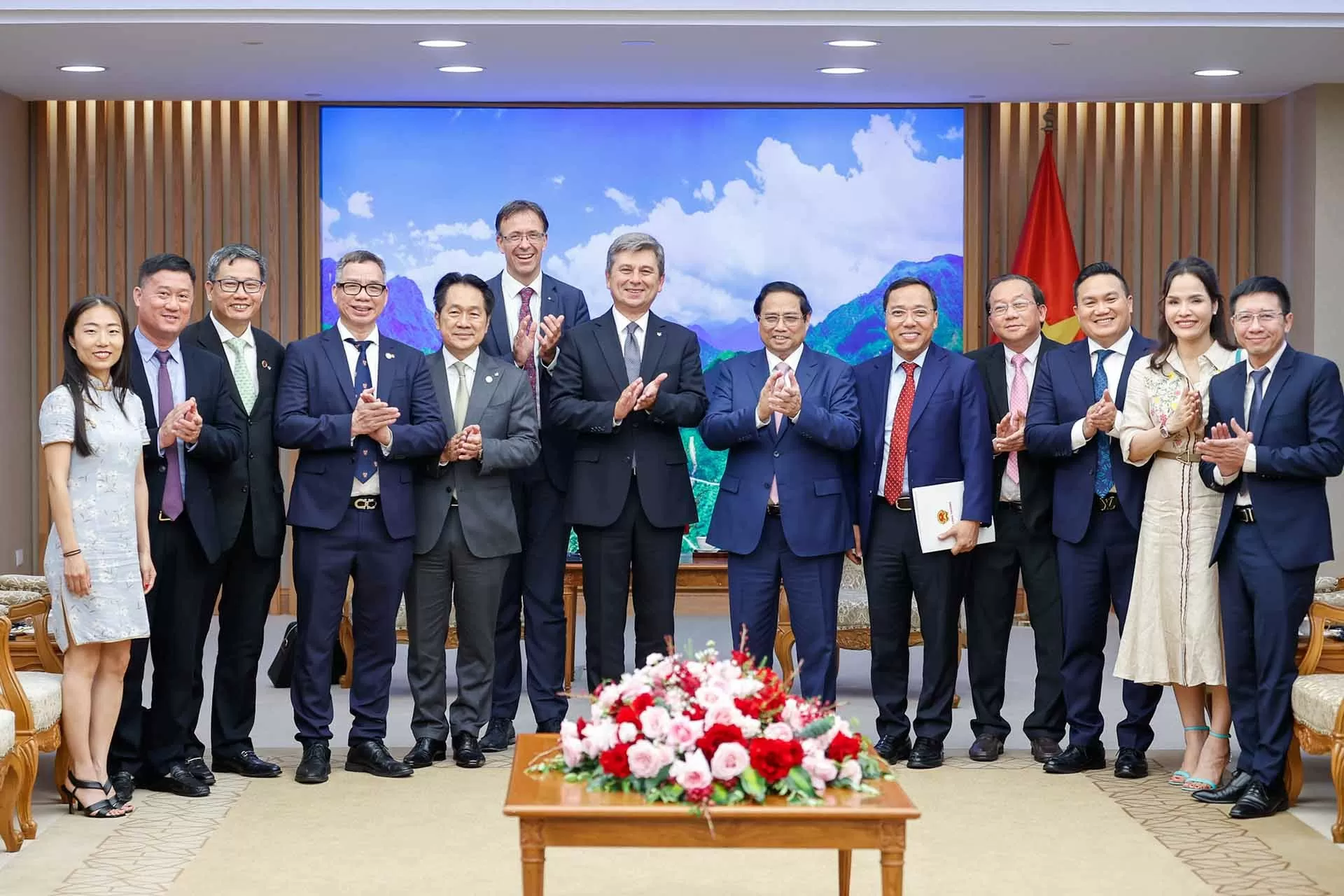 Việt Nam có tiềm năng lớn trở thành trung tâm logistics của khu vực và thế giới Việt Nam có tiềm năng lớn trở thành trung tâm logistics của khu vực và thế giới