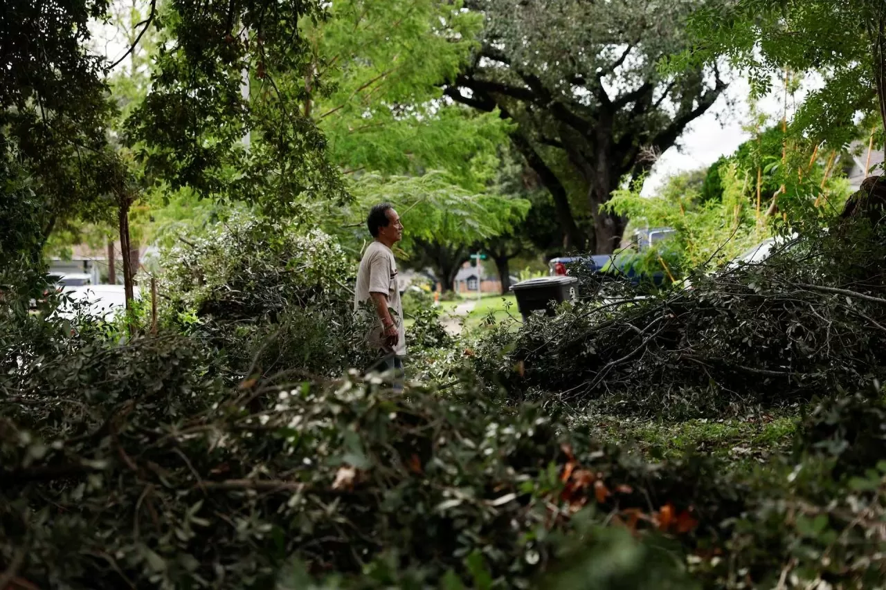 Mỹ: Bang Texas tan hoang sau siêu bão Beryl Mỹ: Bang Texas tan hoang sau siêu bão Beryl