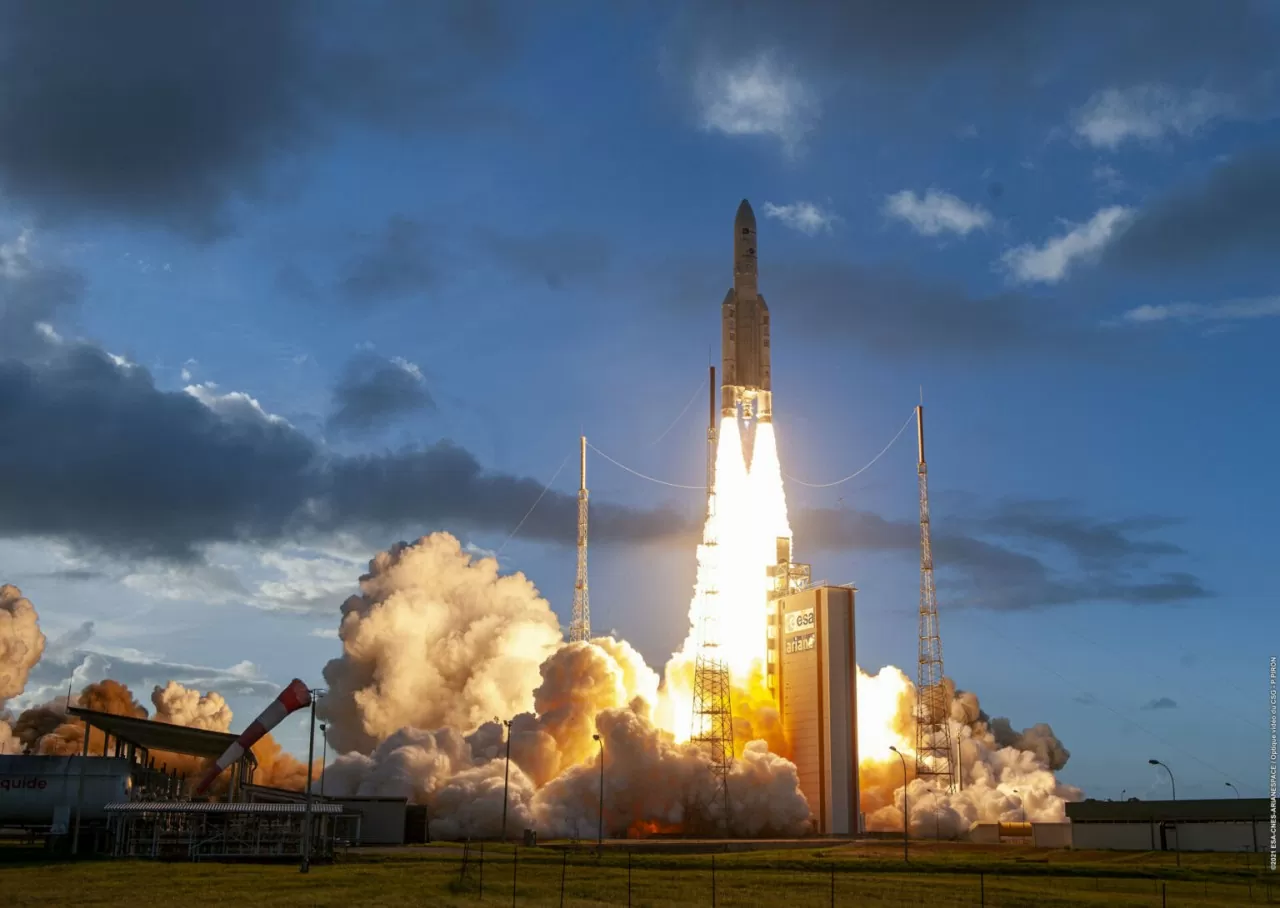 Châu Âu lần đầu tiên phóng thành công tên lửa mạnh nhất Ariane 6 Châu Âu lần đầu tiên phóng thành công tên lửa mạnh nhất Ariane 6