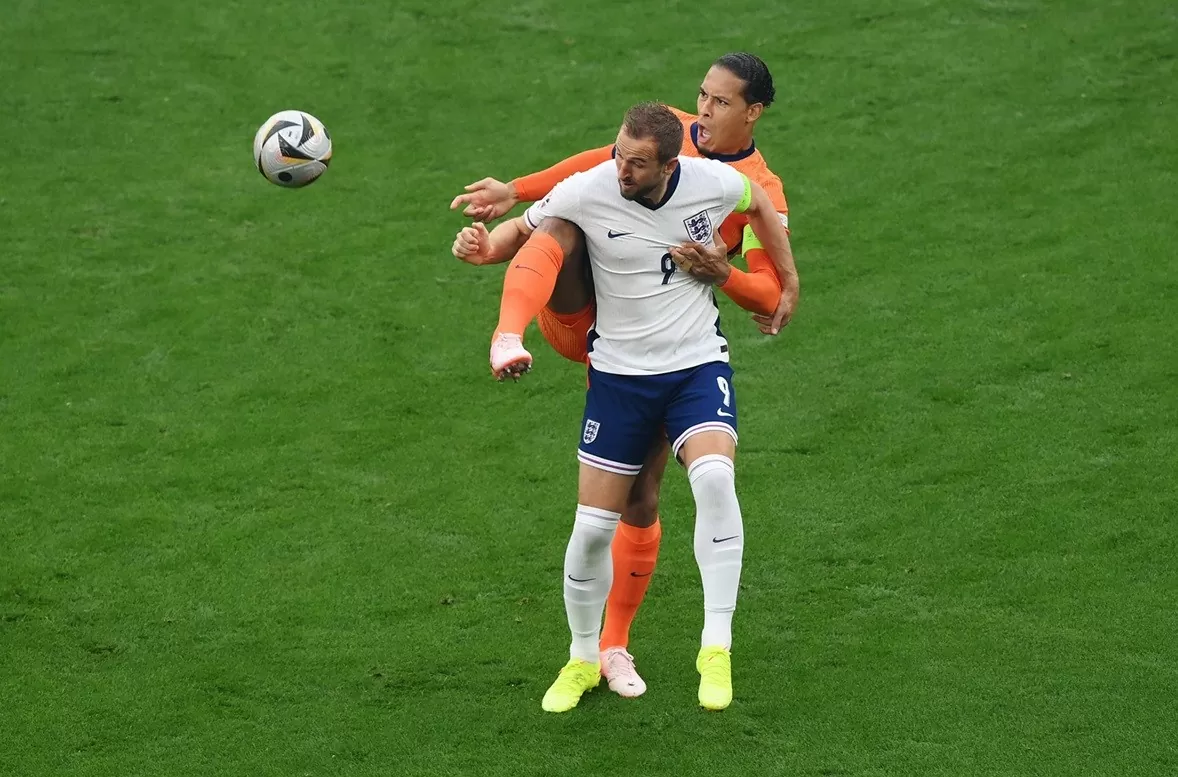 Harry Kane dẫn đầu danh sách Vua ghi bàn vòng knock-out EURO Harry Kane dẫn đầu danh sách Vua ghi bàn vòng knock-out EURO
