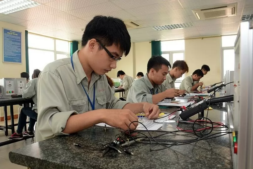 Để không bỏ lỡ cơ hội dân số vàng... Để không bỏ lỡ cơ hội dân số vàng...